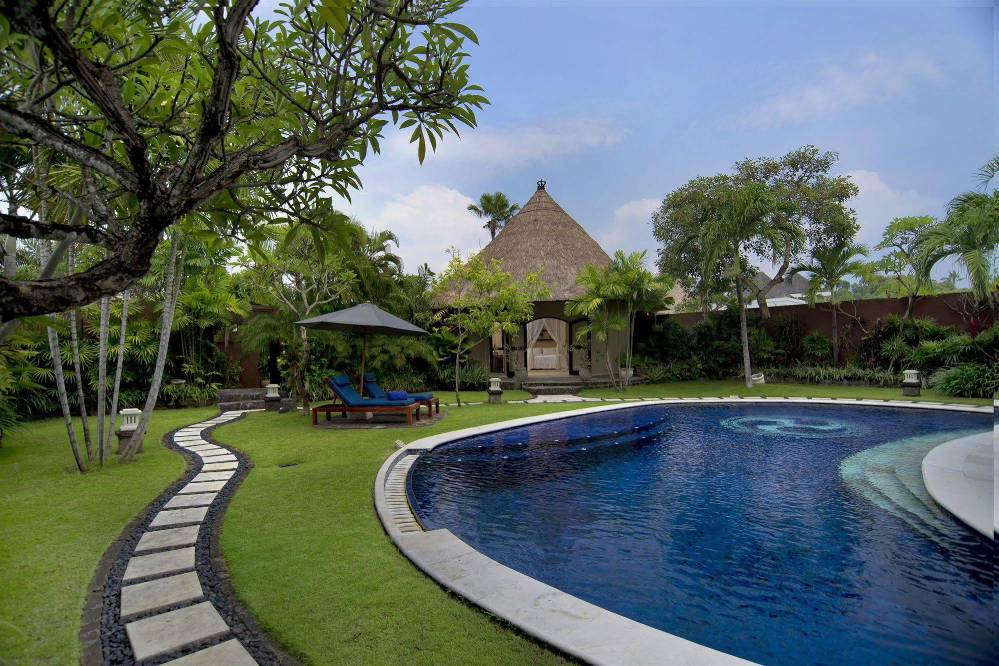 The Dusun *