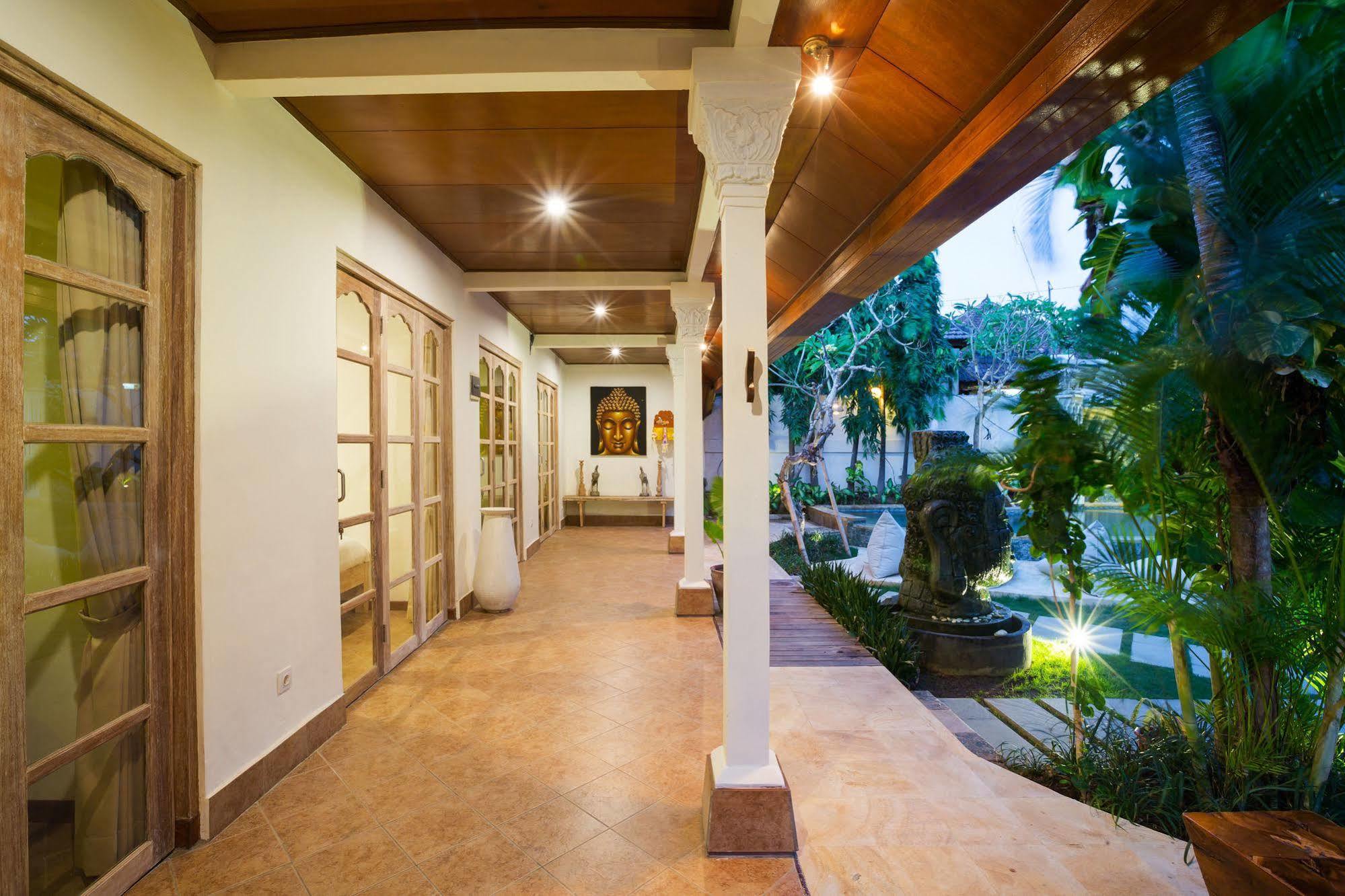 Bed & Breakfast Bale Seminyak (Bali)