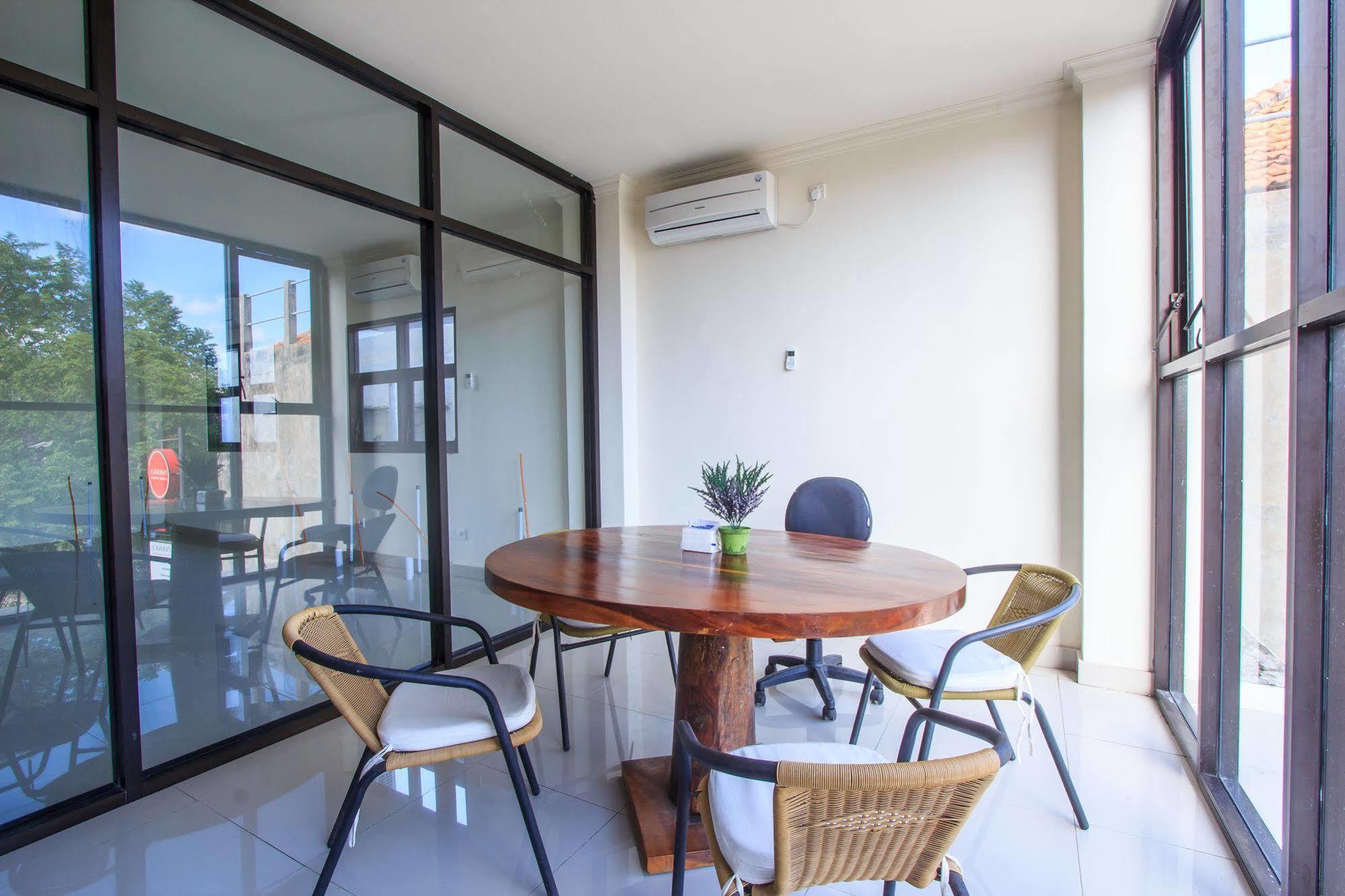 Ivanka Airport Guest house Kuta (Bali)
