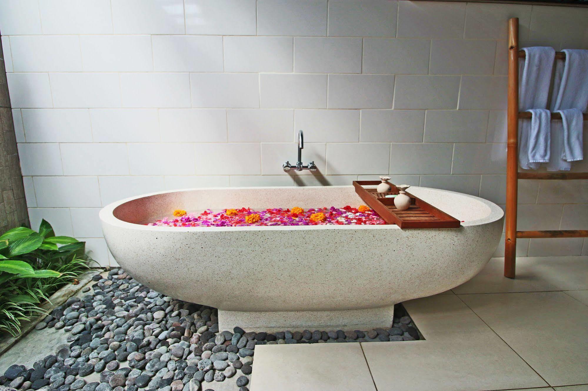Solo & Retreat Holiday home