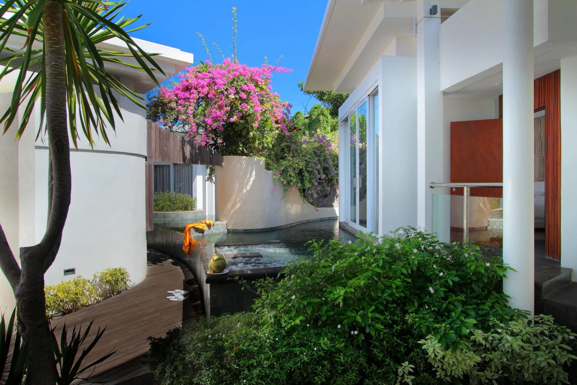 Villa Taman Mesari Luxury Villas-seminyak