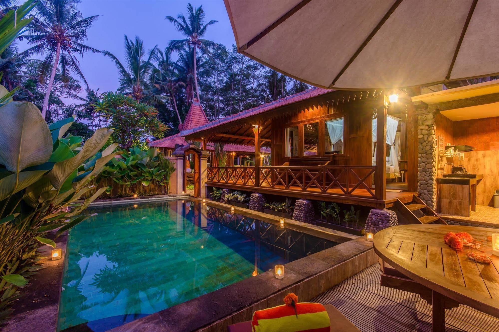 Lestaru * Ubud (Bali)