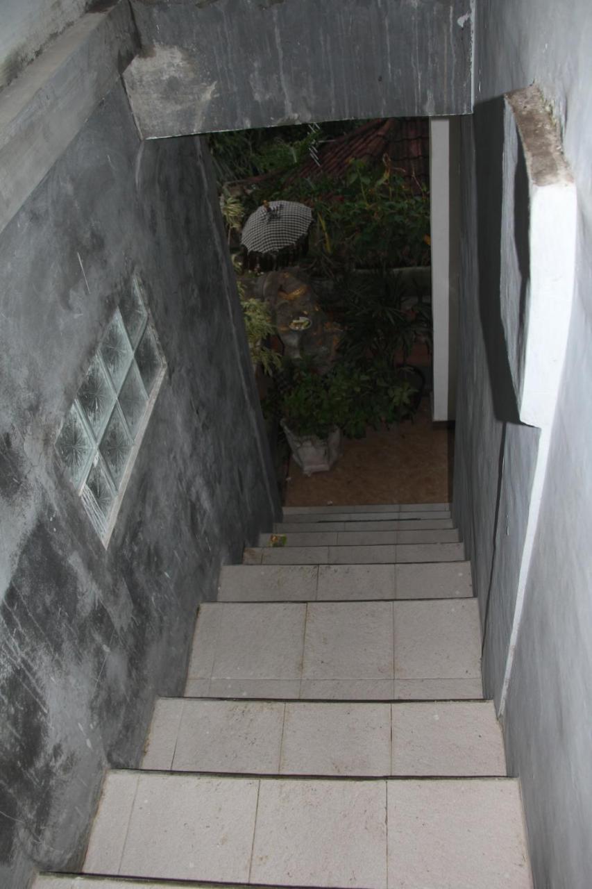 Ogek * Ubud (Bali)