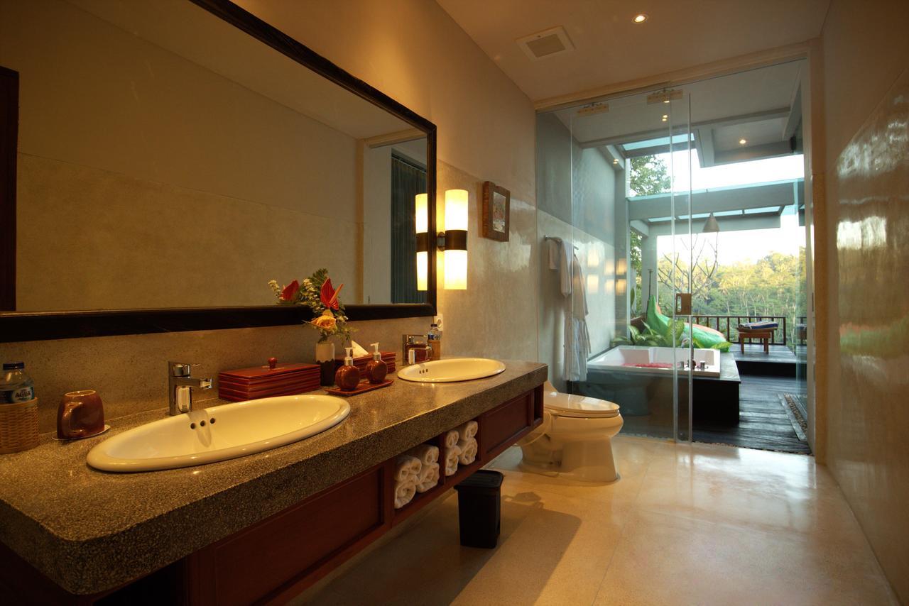 Ayuterra Villa *