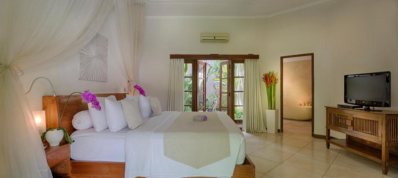Kubu Villa