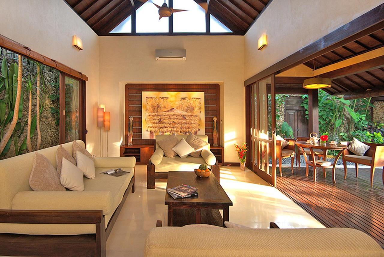 Kubu Villa *