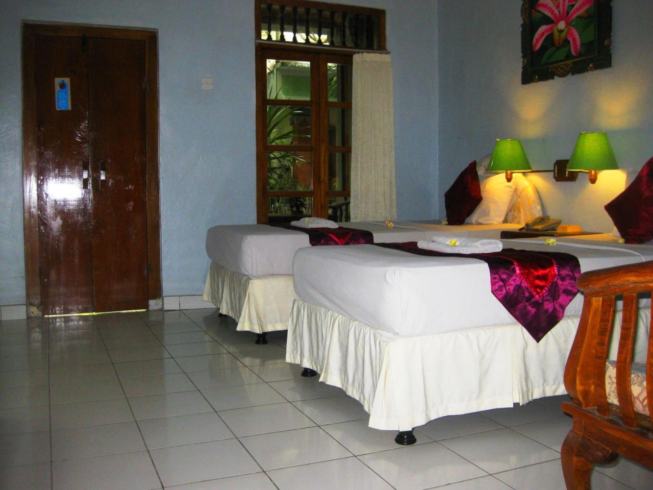 Sayang Maha Mertha Hotel 2*