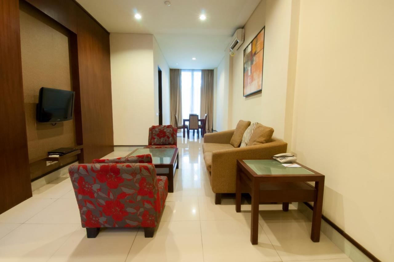 100 Sunset Boutique Hotel 3*