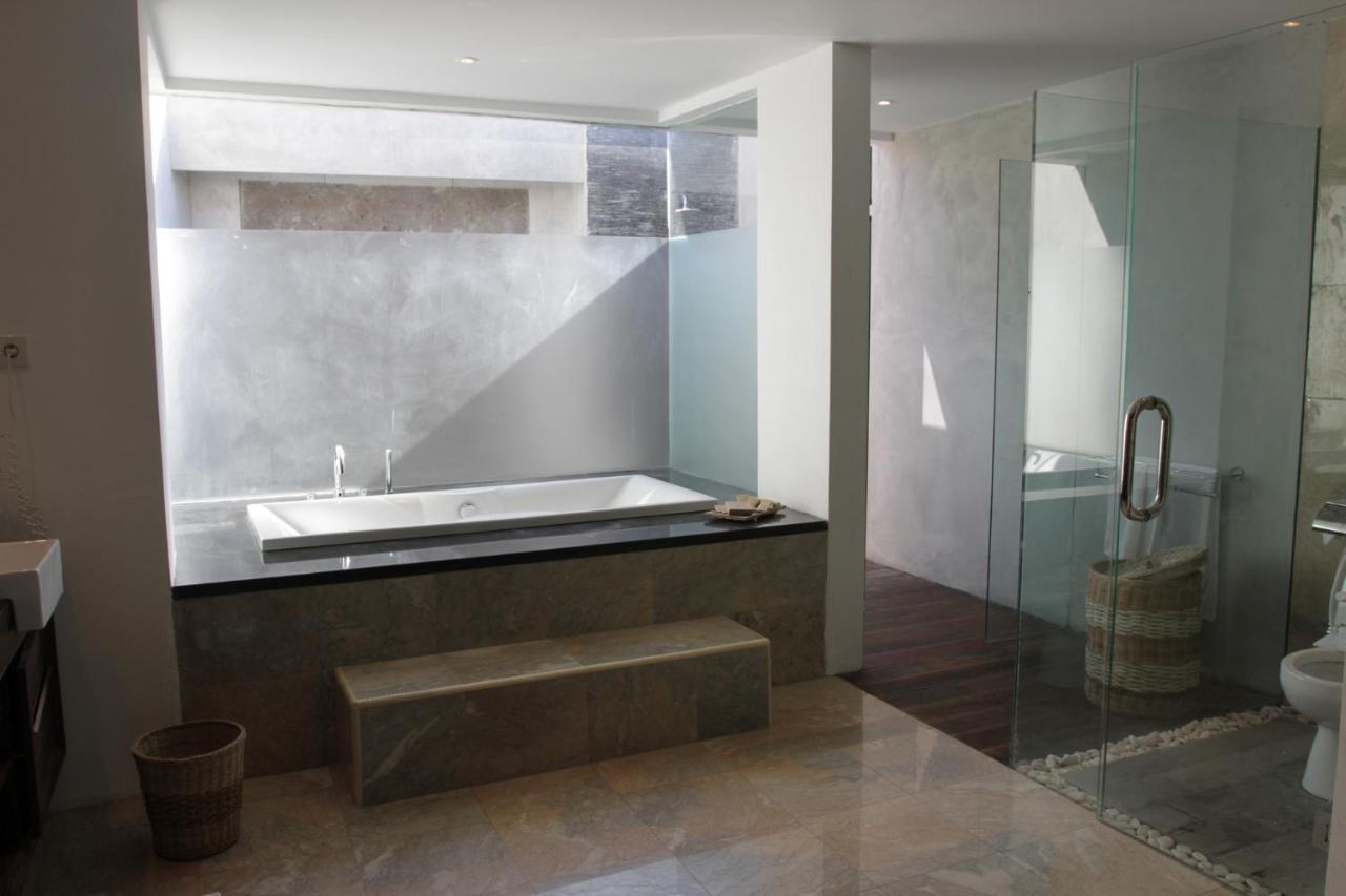 Villa Water Edge By Soscomma Pecatu (Bali)