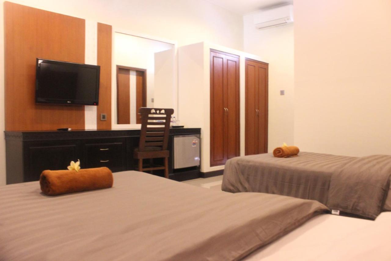 Hotel Jesens Ii