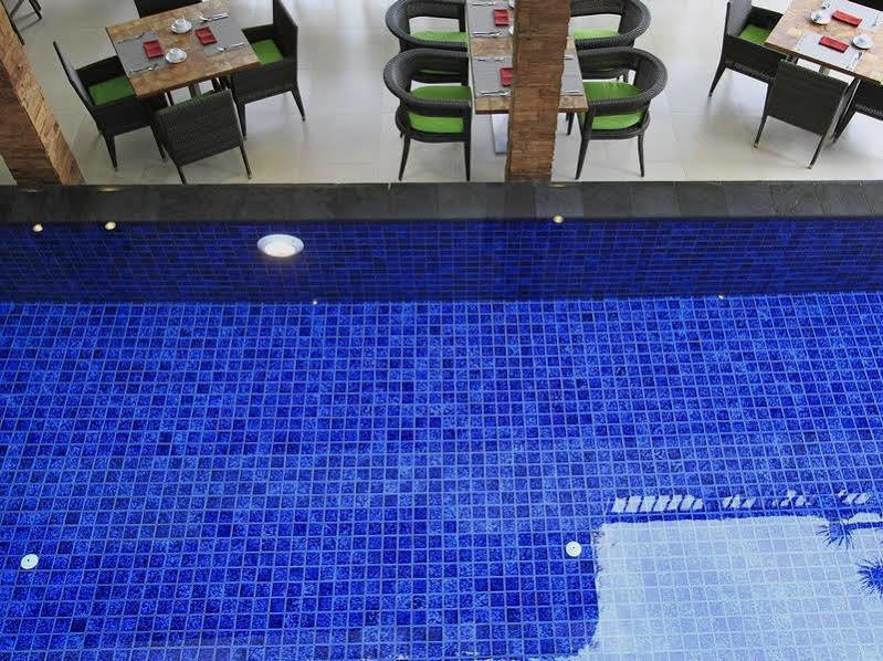 Hotel Puri Padma 3*