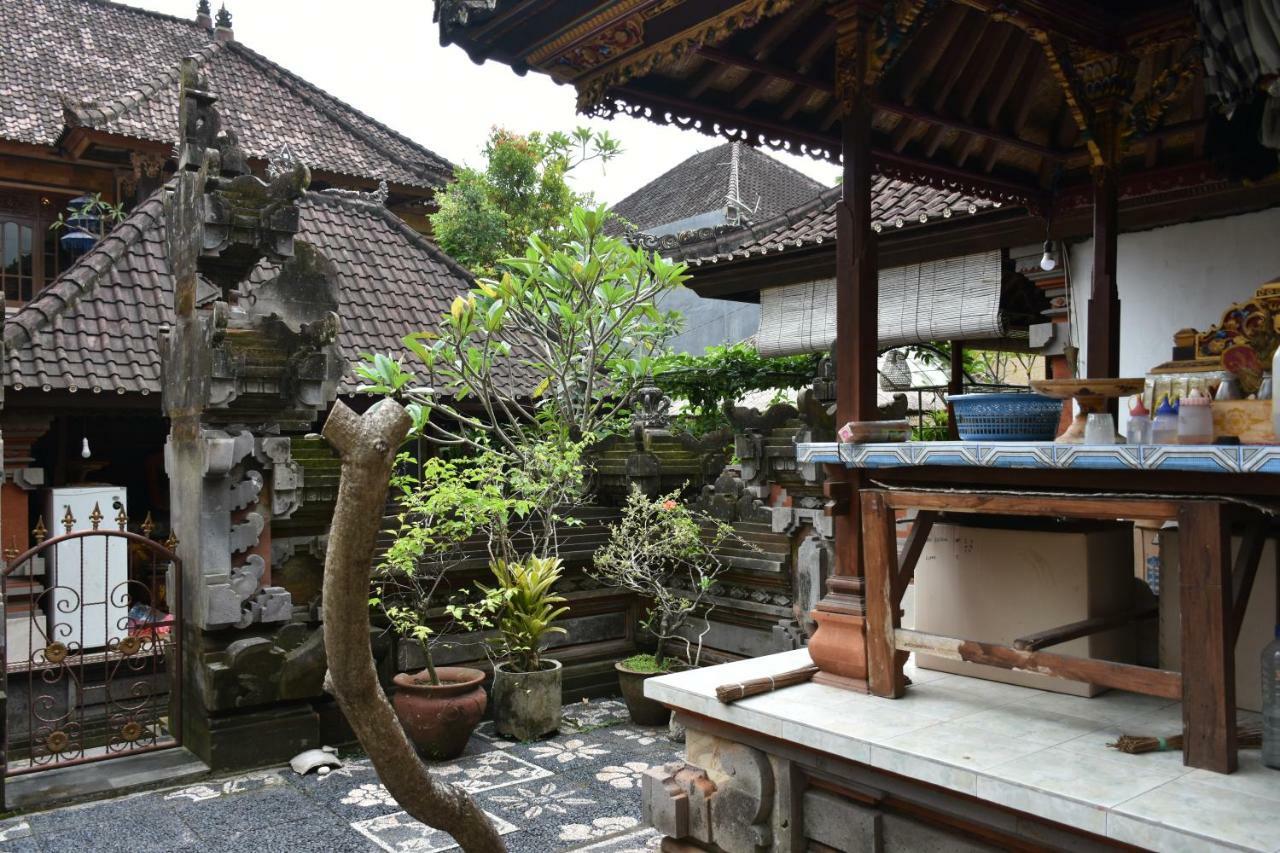 Homestay Ume Sita And *
