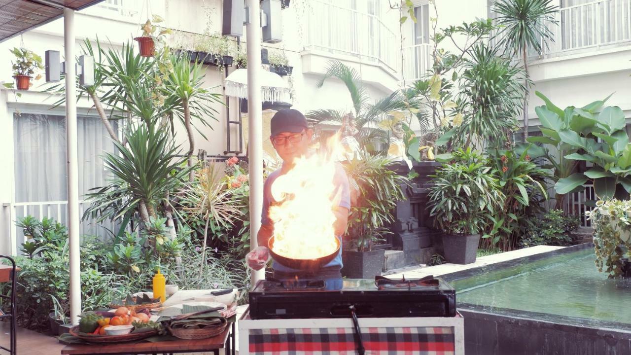 Hotel Zia Kuta 3*