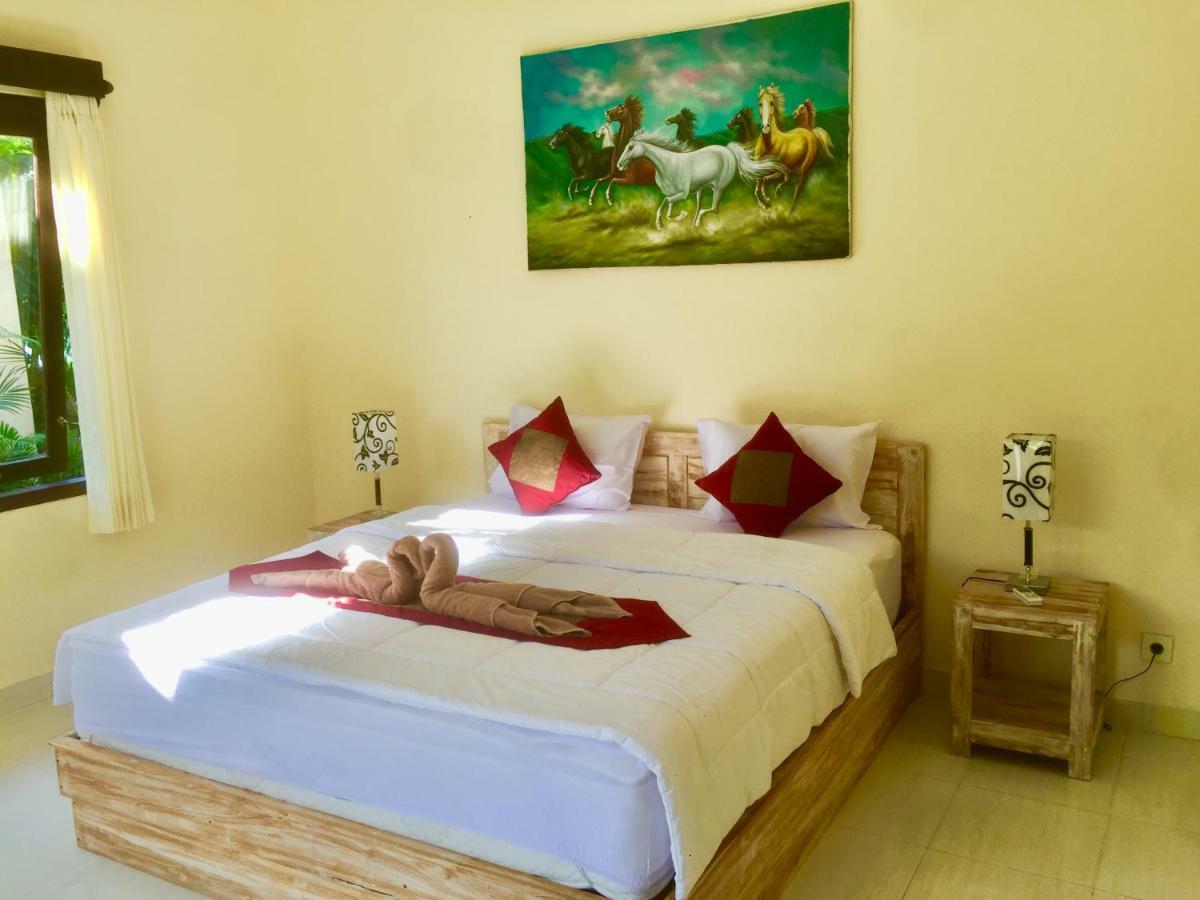 Romeo Beachfront Bingin * Pecatu (Bali)