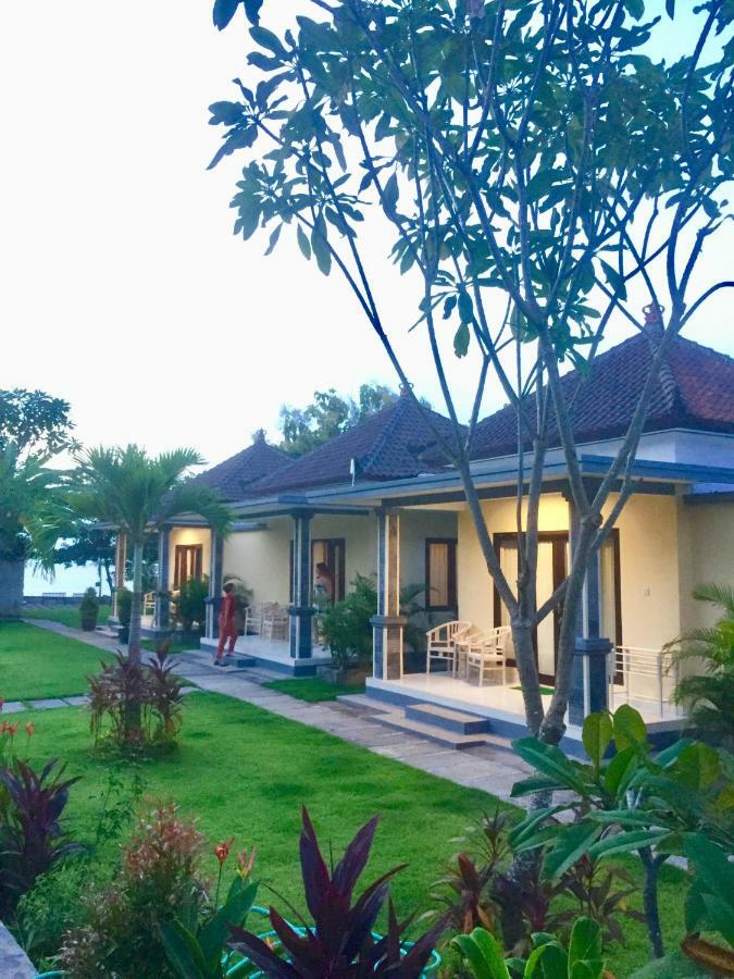 Romeo Beachfront Bingin Guest house