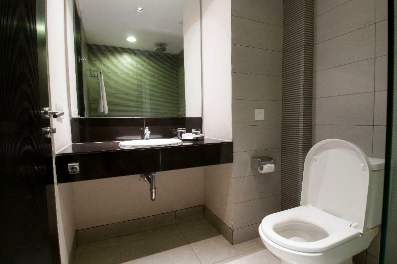 100 Sunset Boutique 3* Kuta (Bali)