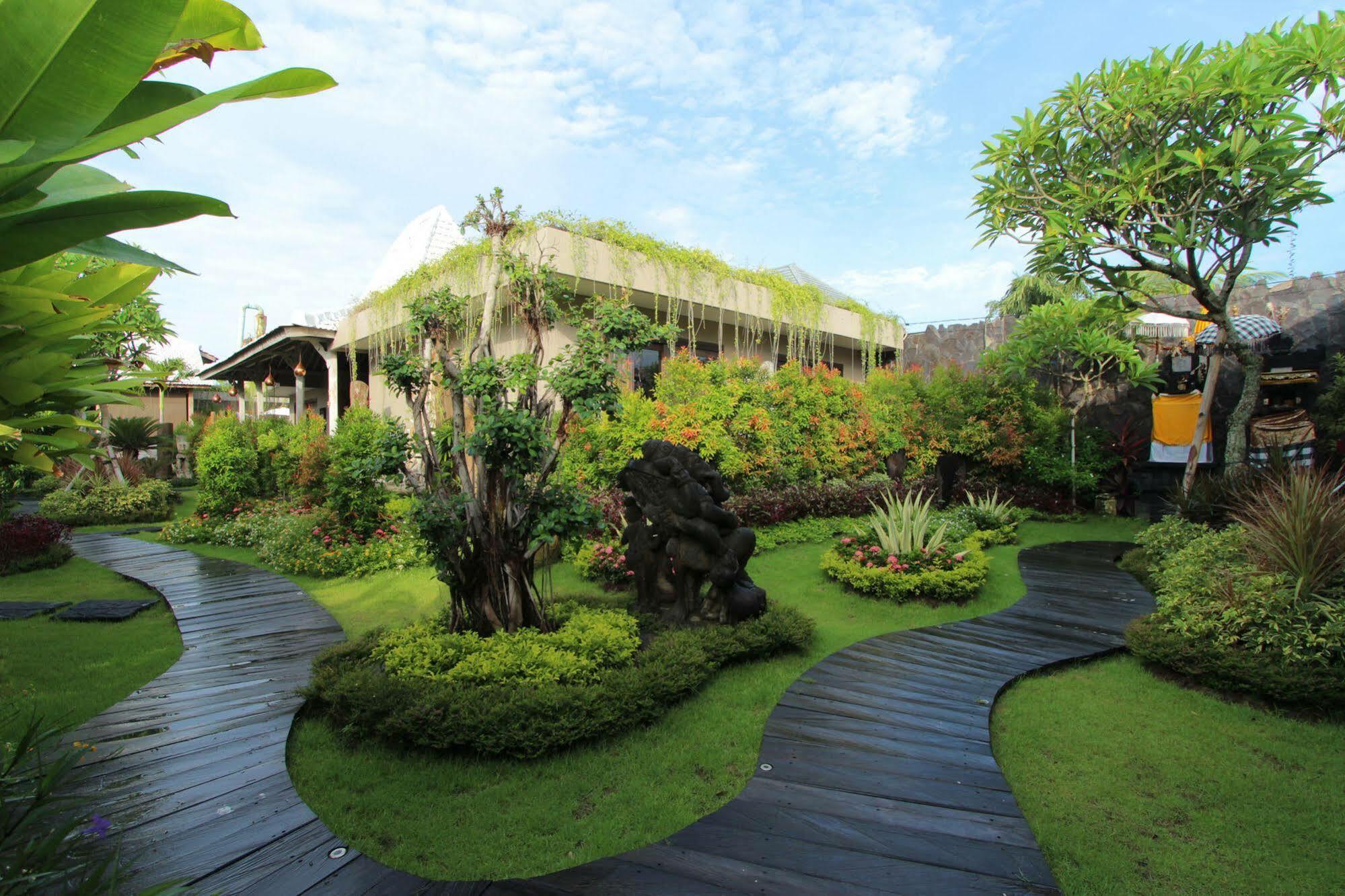 Gahana Bali Villa Seminyak (Bali)