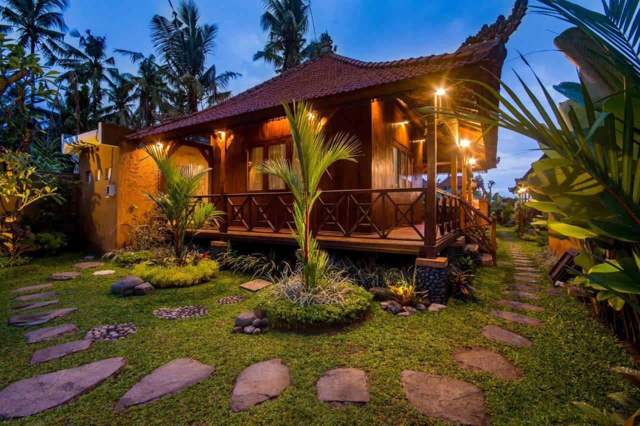 Lestaru Villa *