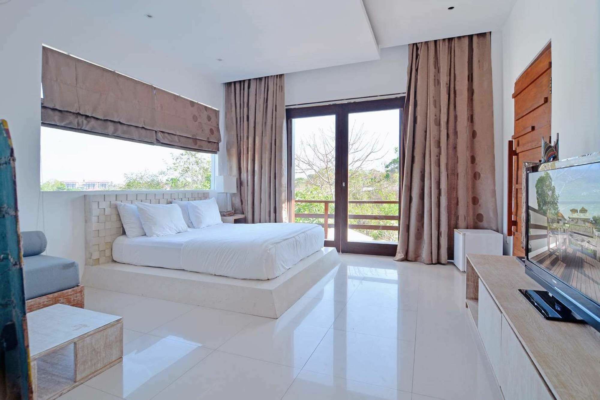 The Scene Estate *