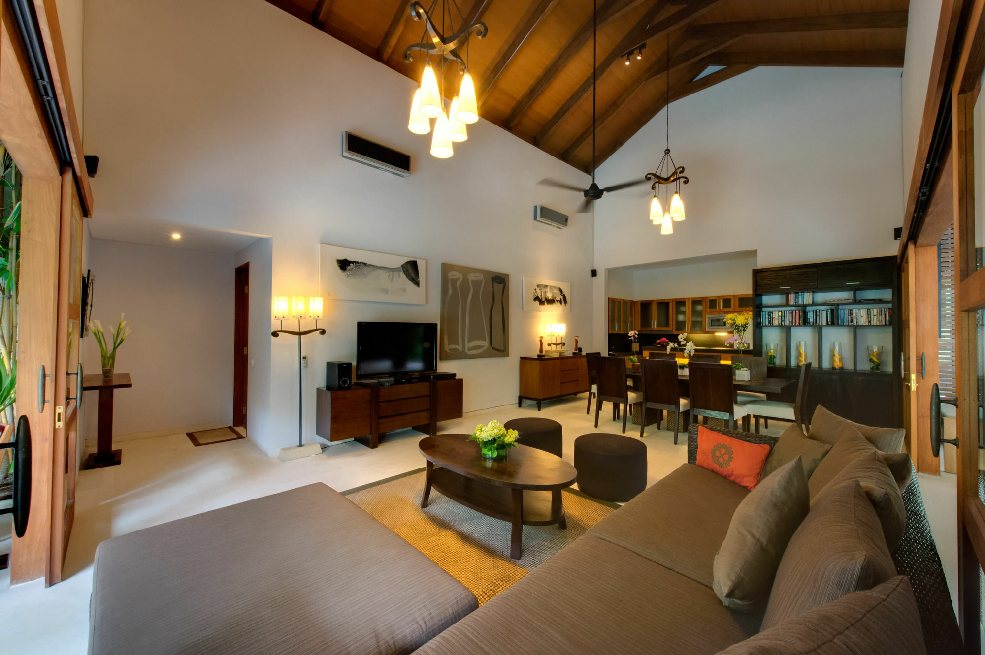 Kinaree Estate * Seminyak (Bali)