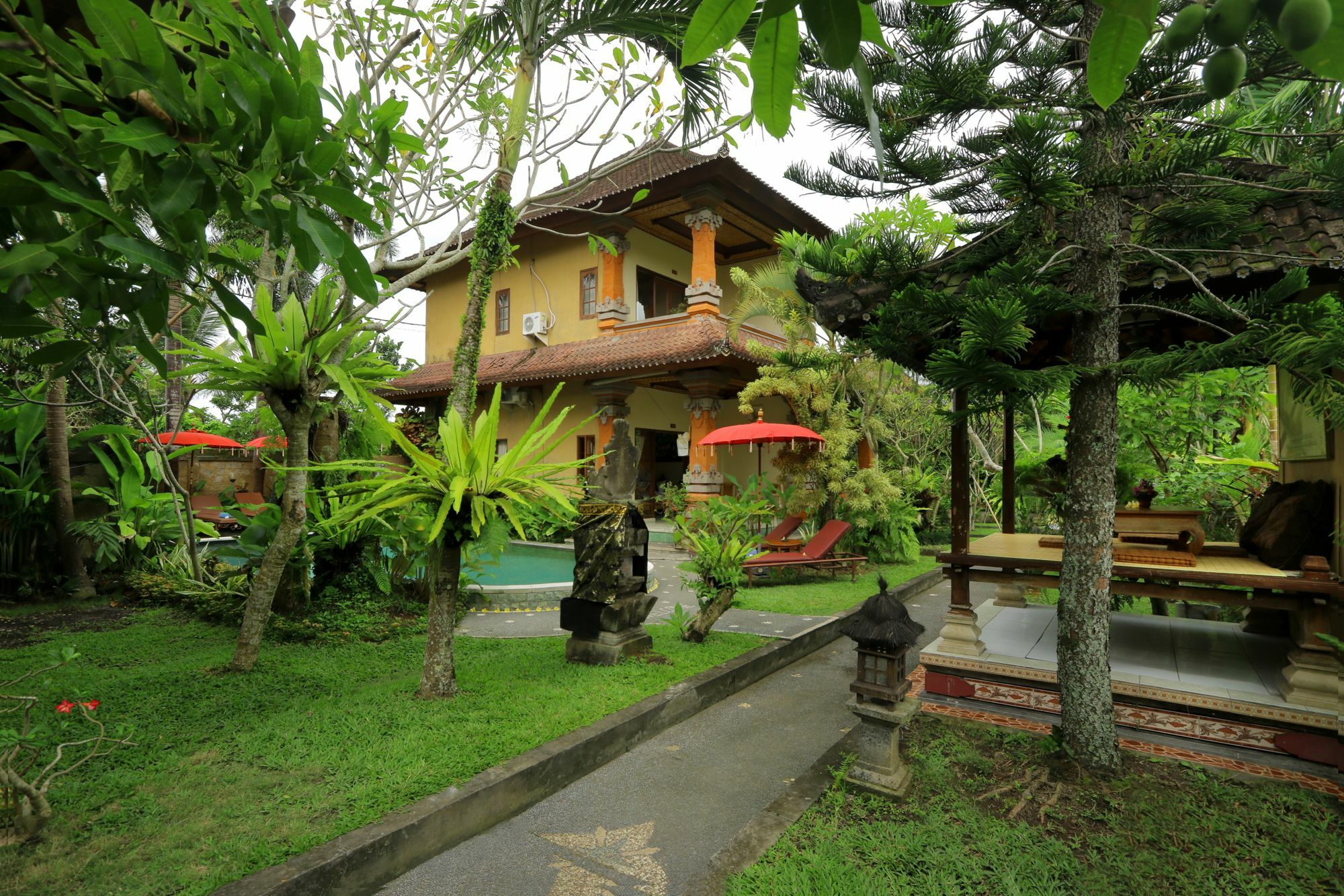 Guest house Uma Sari By Mahaputra-chse Certified
