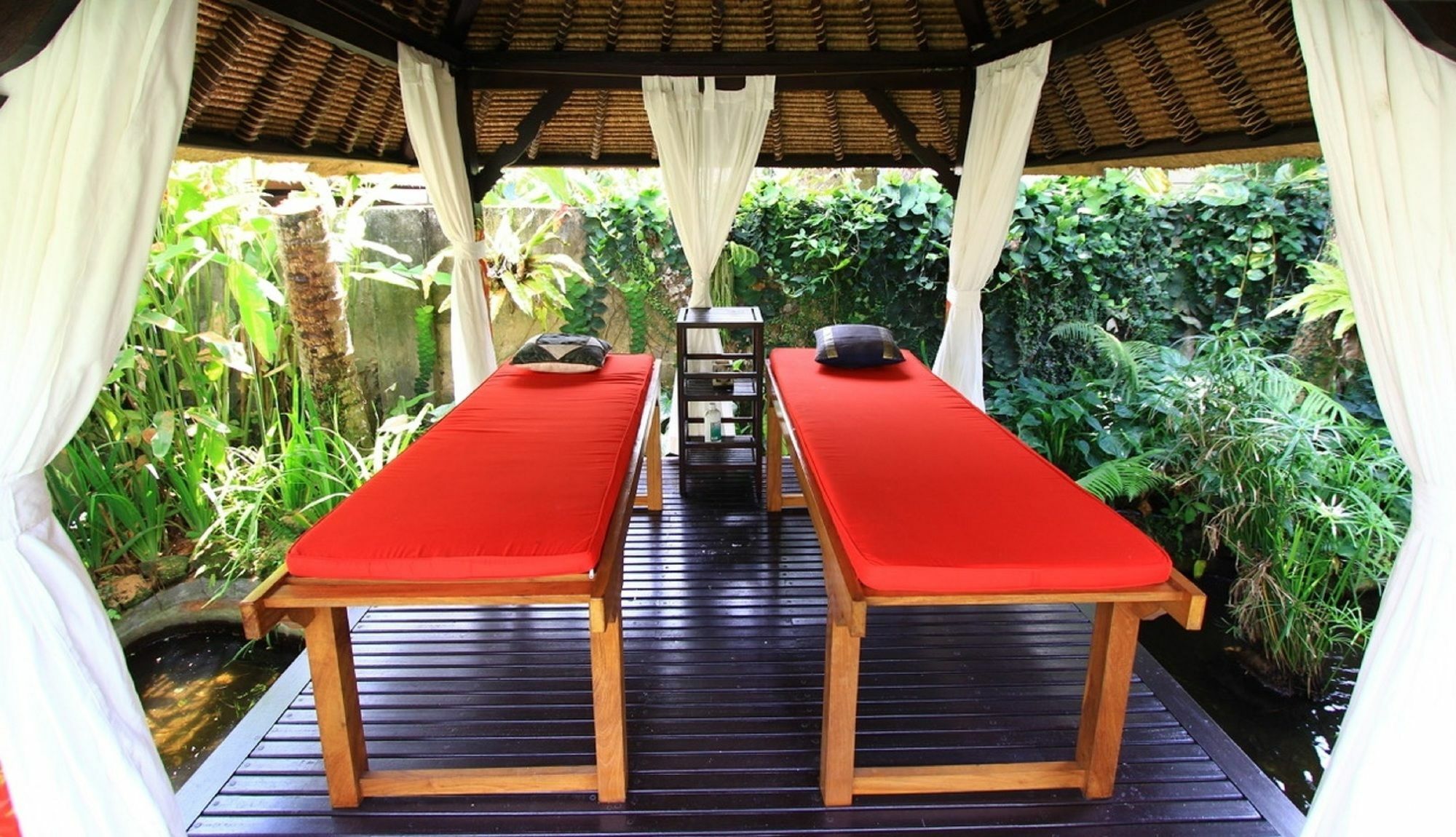 Lodtunduh Sari Holiday park 4*