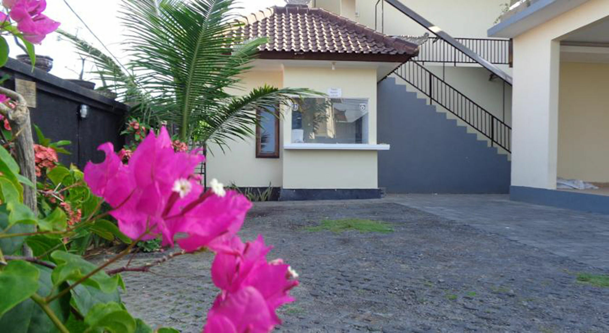 Bakung Sunset Guest house 2*