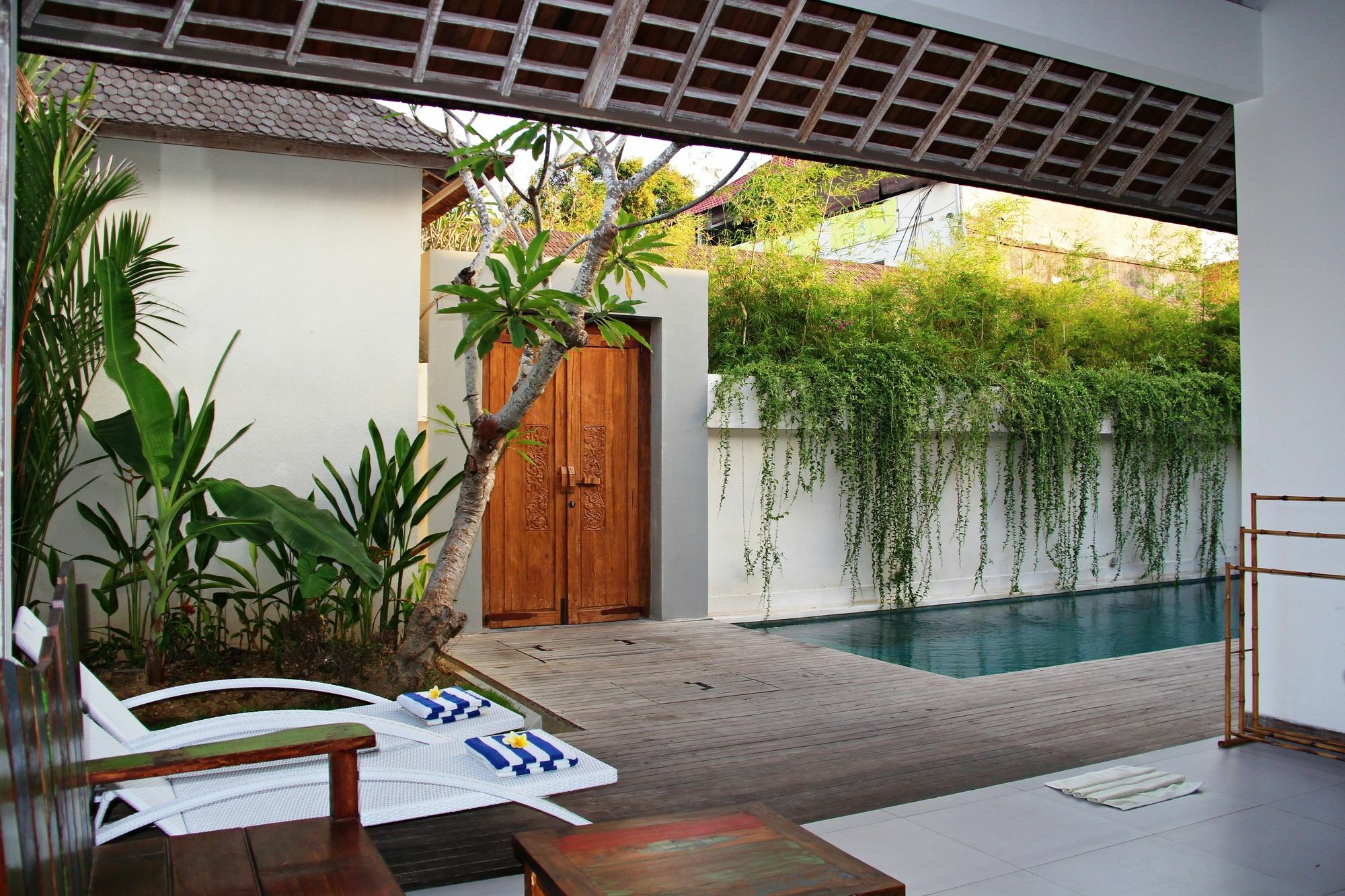 The Decks Bali Villa Legian (Bali)