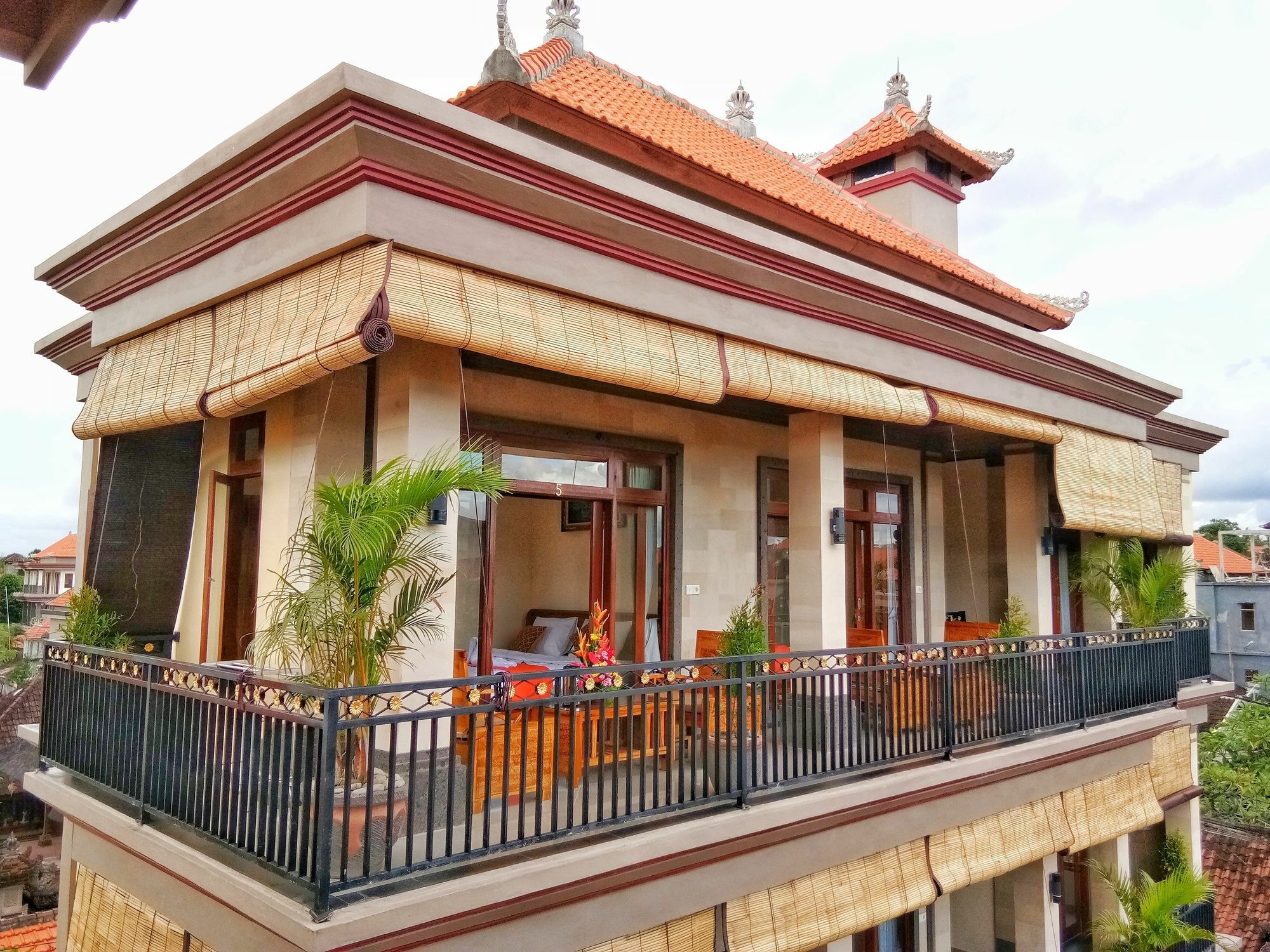 Umah Anila Wisma tamu
