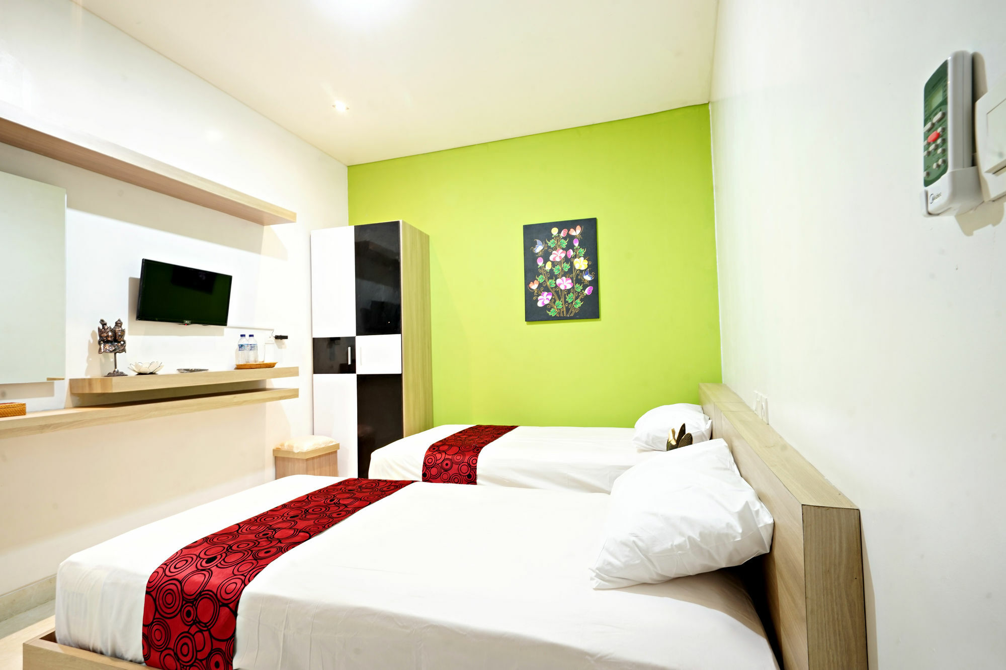 D'pande Kuta Guest house 2*