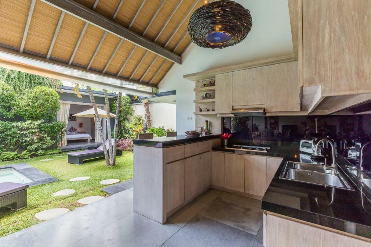 Villa Nuri Merah 1