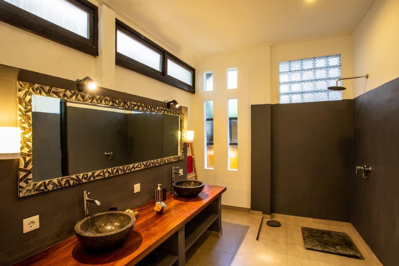 Surga Seminyak (Bali)