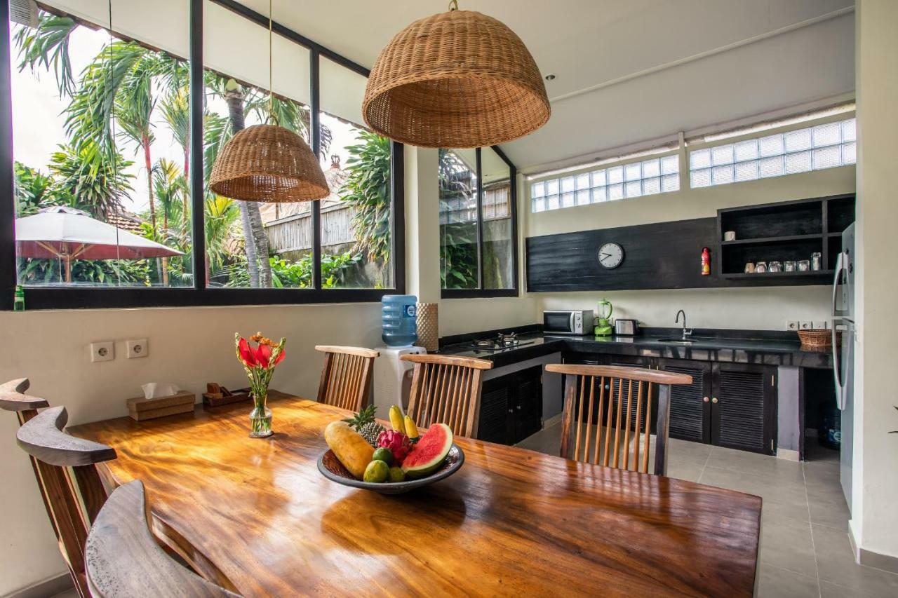 Surga Seminyak (Bali)