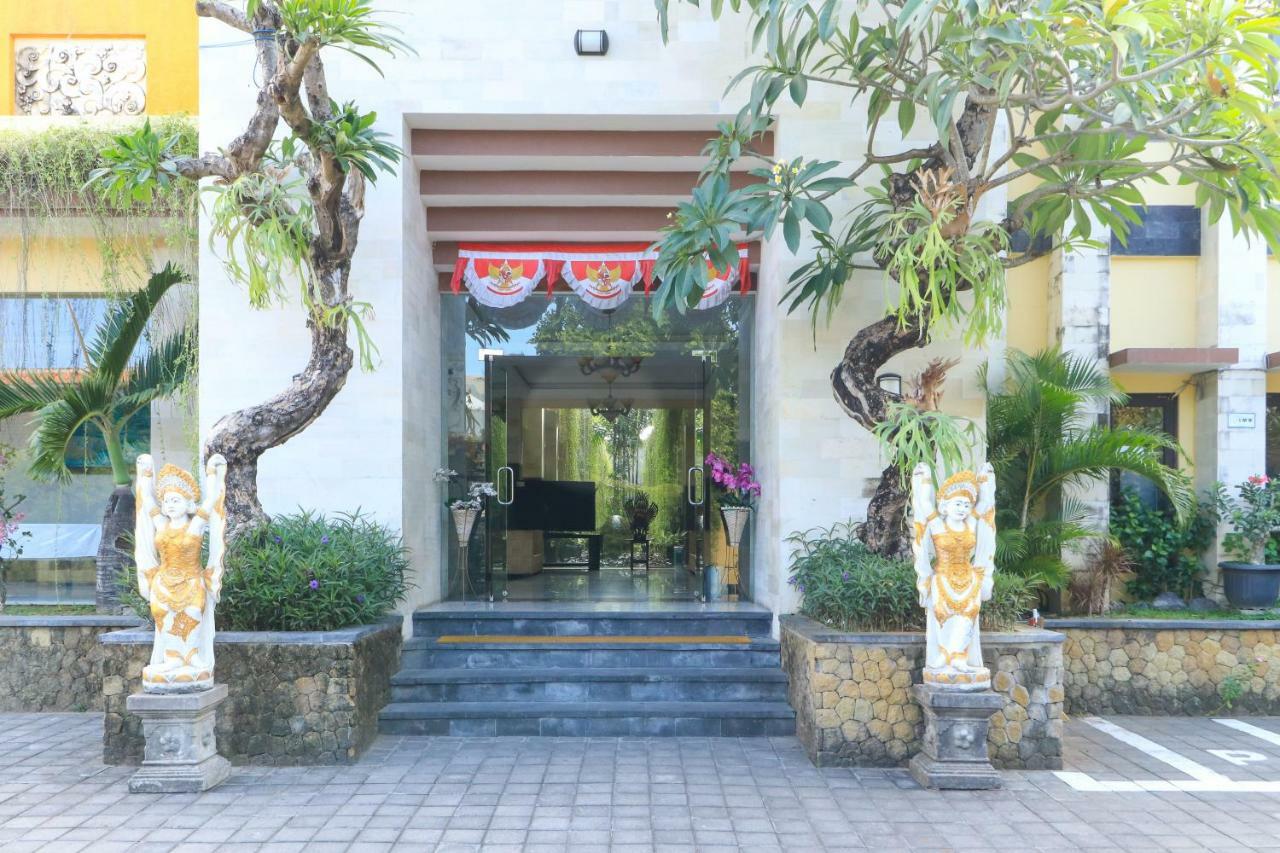 Bali Mega 3* Jimbaran (Bali)