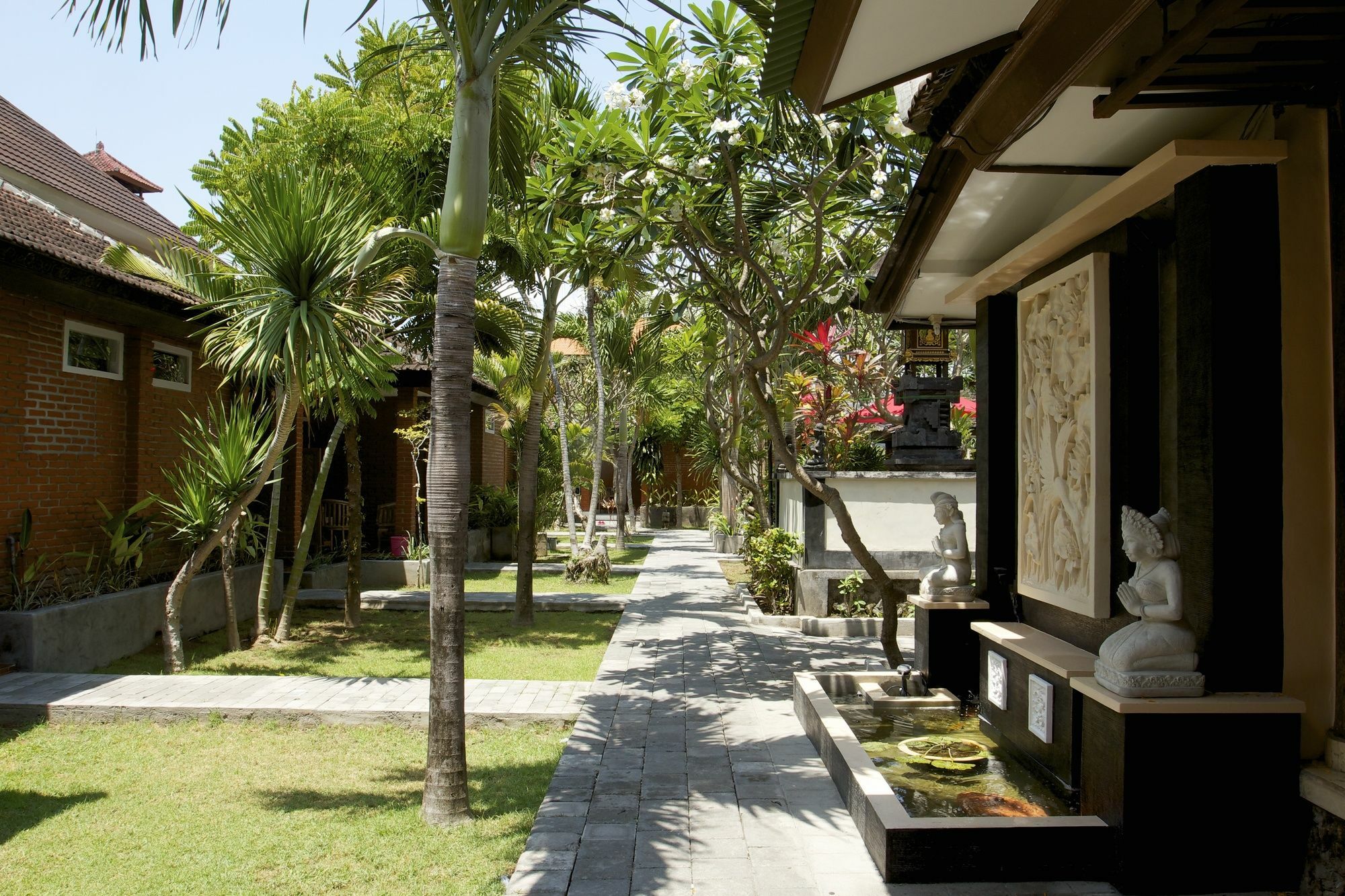Ayu Lili Garden Kuta Hotel