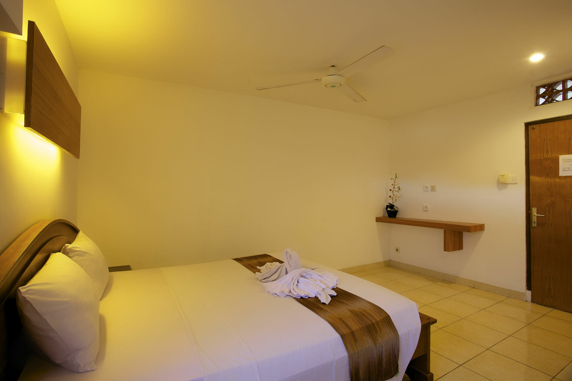 Hotel Ayu Lili Garden Kuta 3*