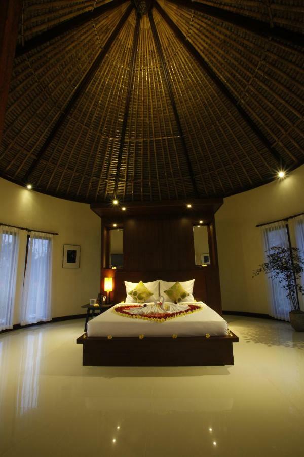 Holiday park Hidden Yone Village 4*