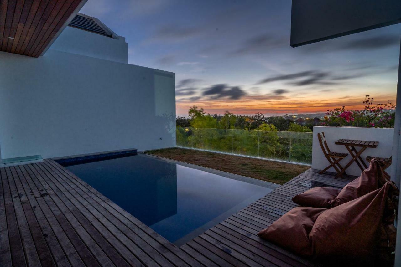 Aurelia * Uluwatu (Bali)