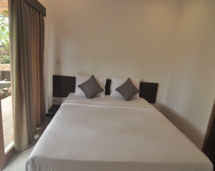 Wisma tamu Dedeane 3*
