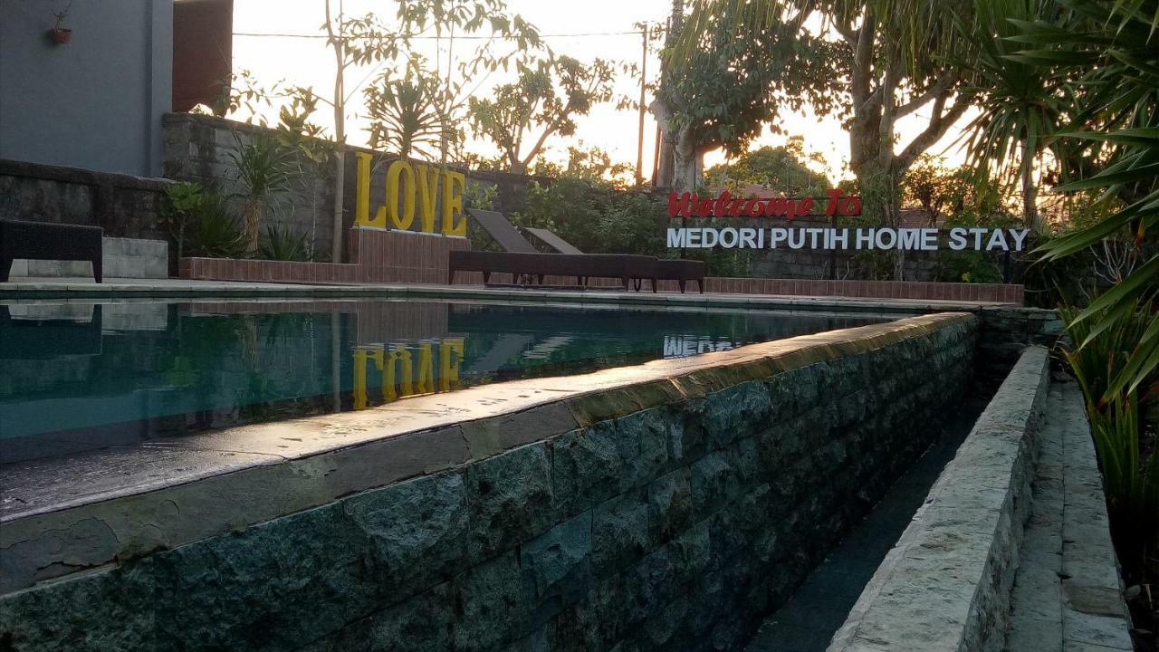 Medori Putih Homestay Uluwatu (Bali)
