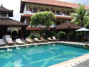 Bakung Sari Hotel 3*