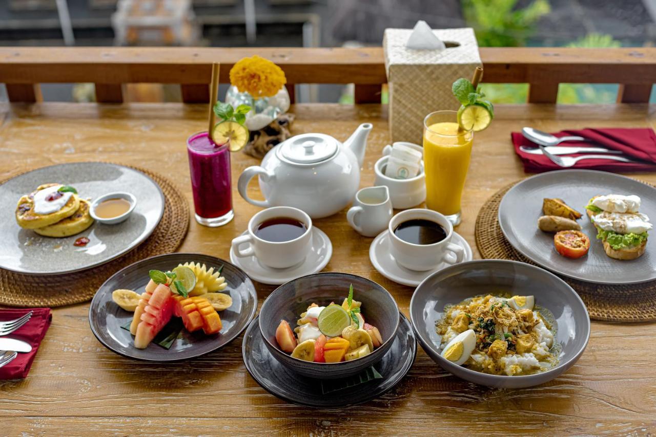 Wisma tamu Santosha Place 3*