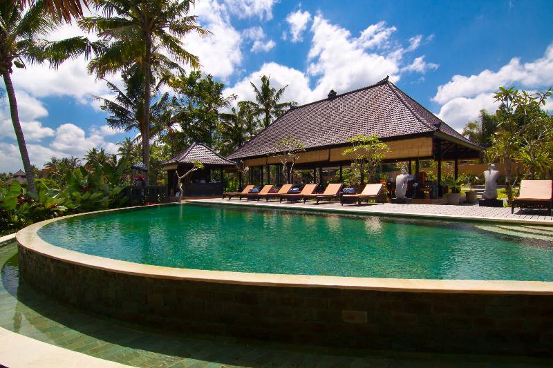 Villa Agung Raka