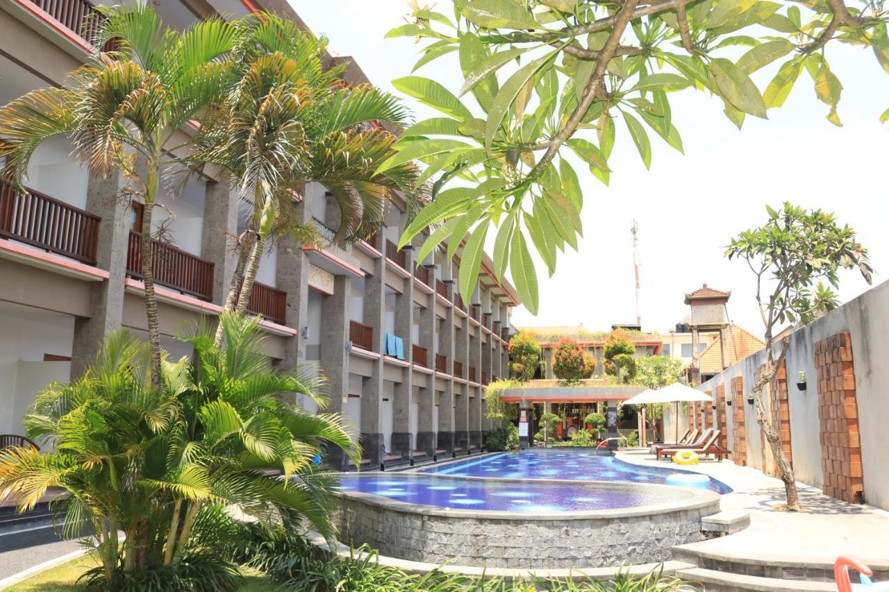 Grand Sinar Indah 3* Legian (Bali)