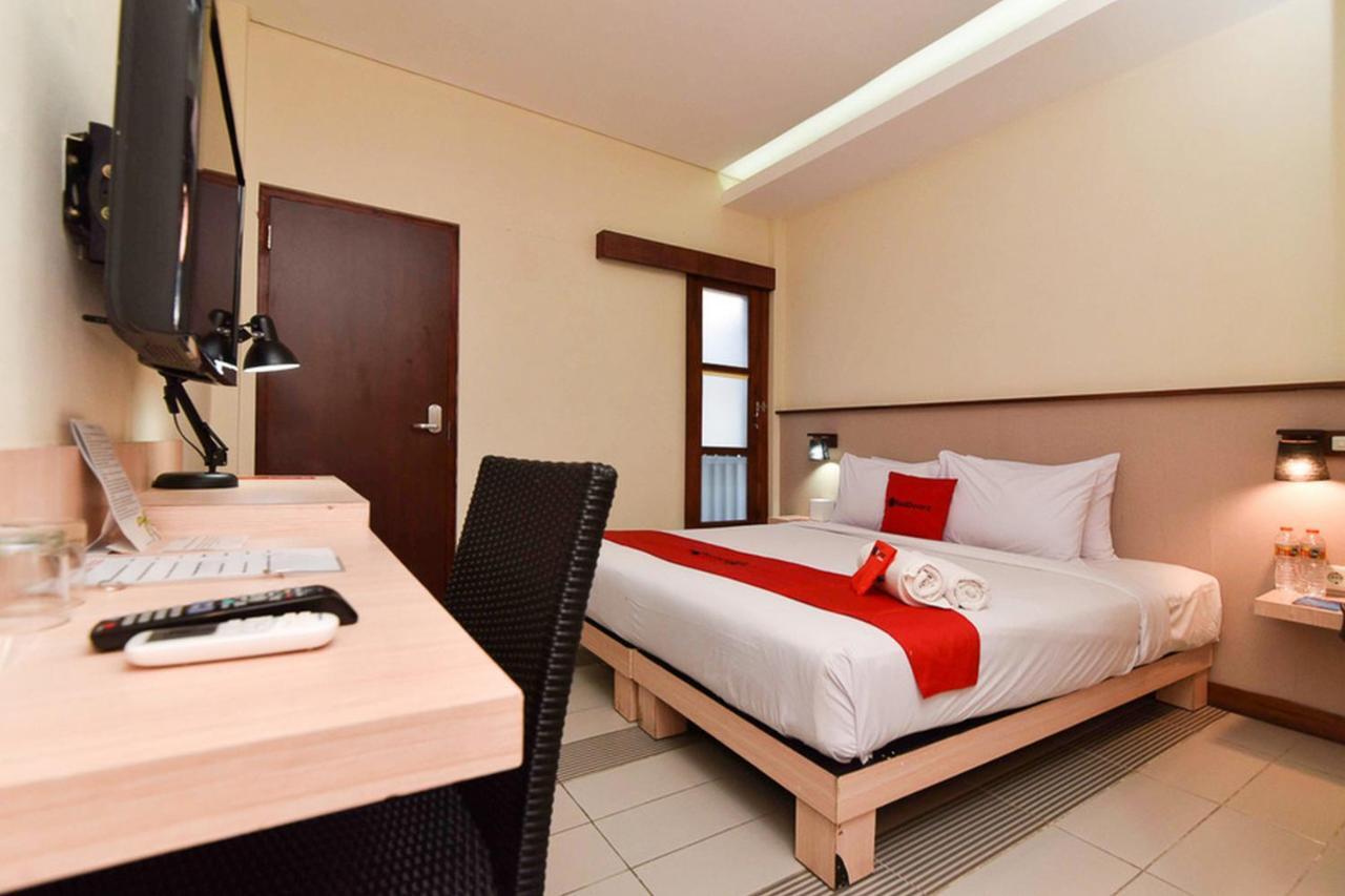 Guest house Reddoorz Near Street 2*