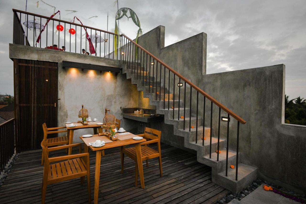 Hotel Purana