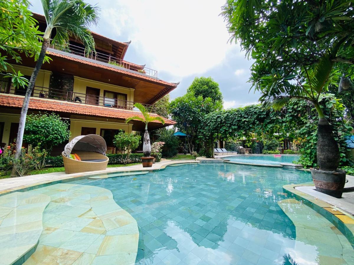 Kusnadi Hotel Legian (Bali)