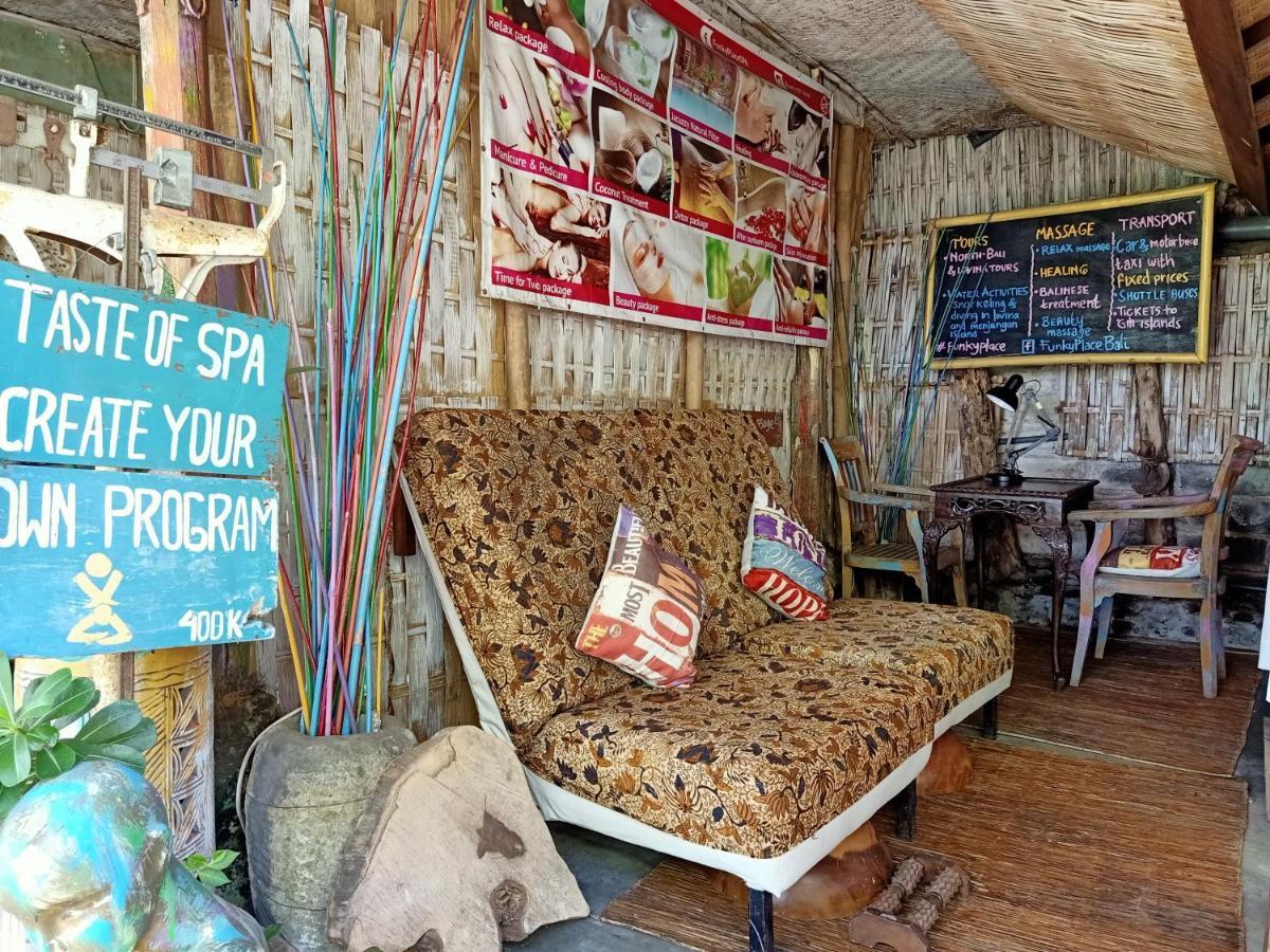 Funky Place * Lovina (Bali)