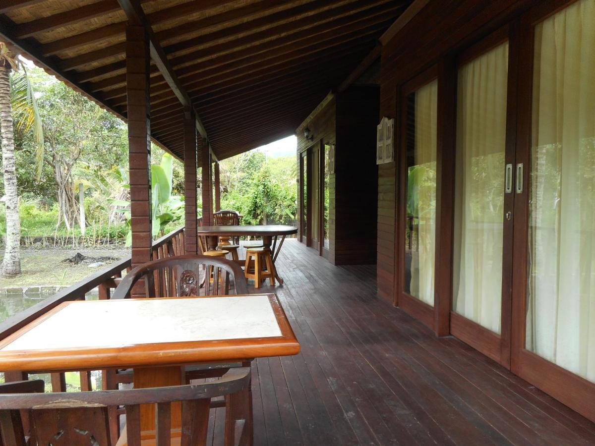 Tepi Sungai Guest house