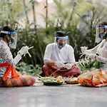 Anini Raka Resort & Spa